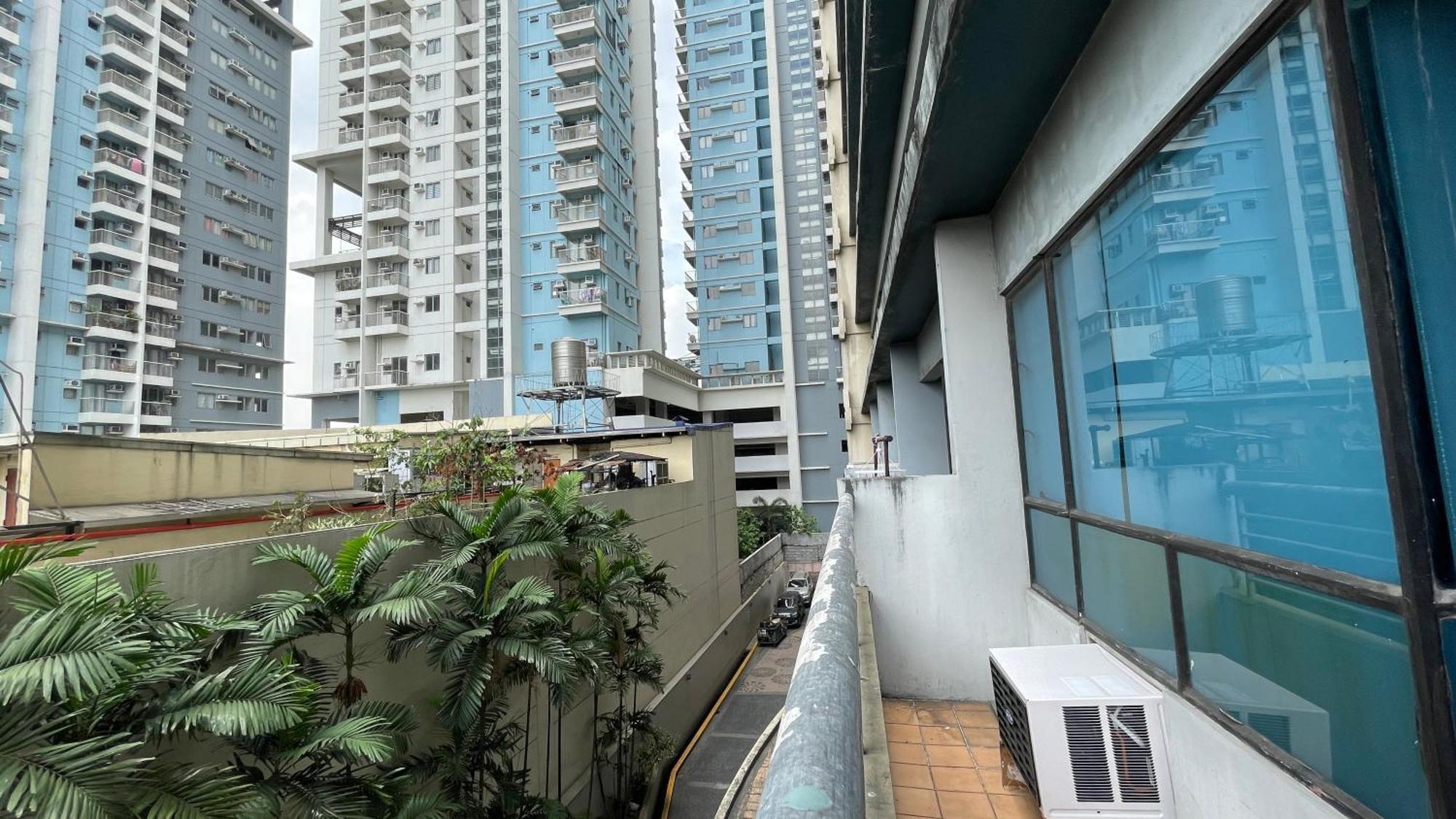 קואזון סיטי The Garden Heights Condominium מראה חיצוני תמונה